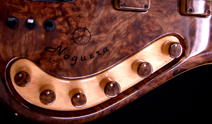 Bruno-Chaza-Signature-fret